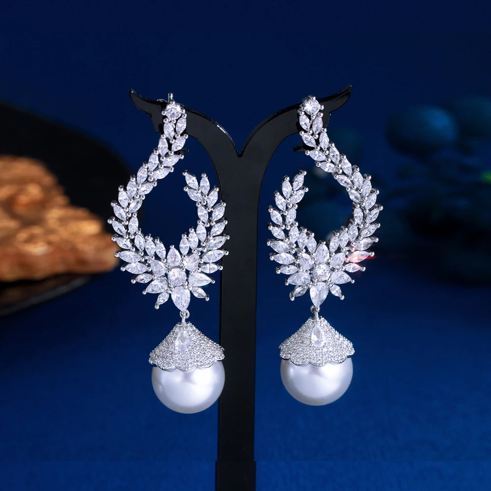 CWWZircons Luxury White Cubic Zirconia Symmetrical Chunky Long Dangle Drop Pearl Wedding Bridal Party Earrings for Women CZ908