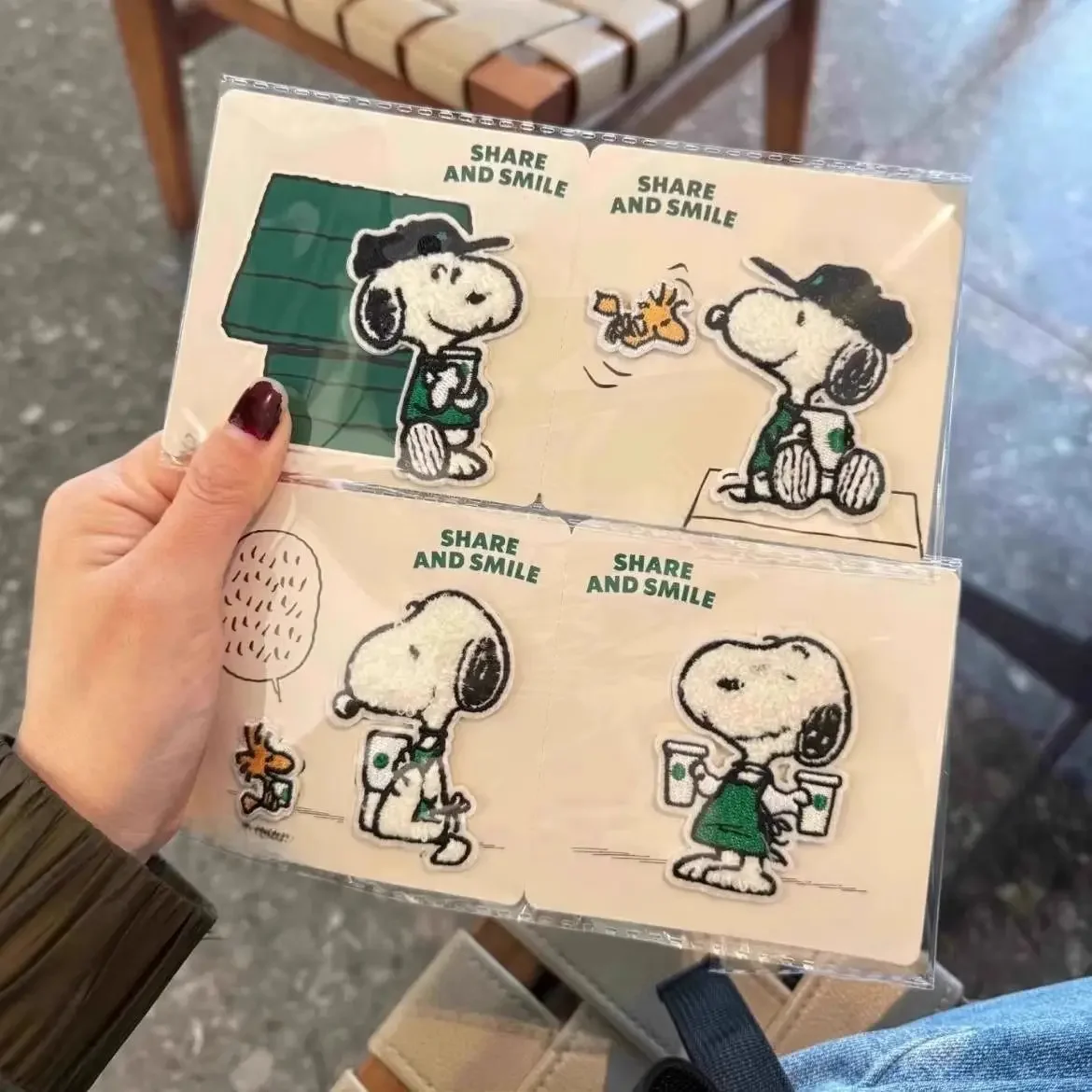 4 قطعة جديد Kawaii أنيمي سنوبي ورأى المطرزة الذاتي لصق لطيف الكرتون اليابانية ملصقات الزخرفية الهدايا Diy بها بنفسك الملابس ديكور