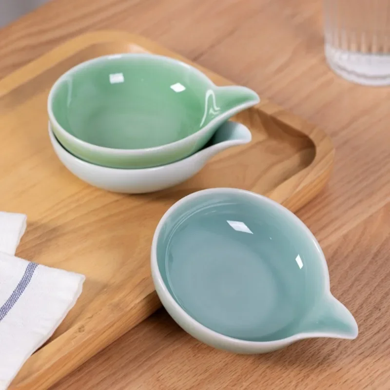 

Korean Simple Small Plate Creative Celadon Seasoning Dish Hot Pot Sauce Soy Sauce Vinegar Mustard Flavor Dish Kitchen Supplies