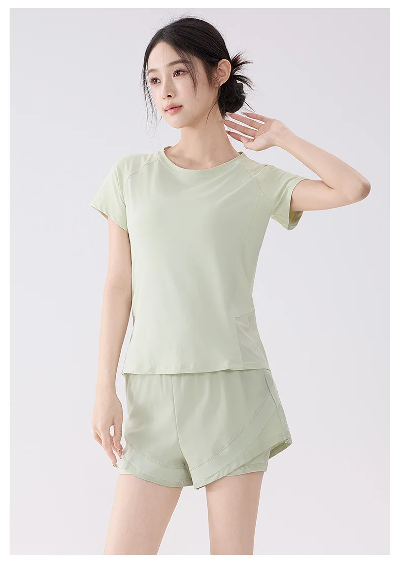 

Women's Summer Yoga Set: Breathable Mesh Short-Sleeved Top Shorts Sleeve Pants Pratiti Fitness 2-Piece Set