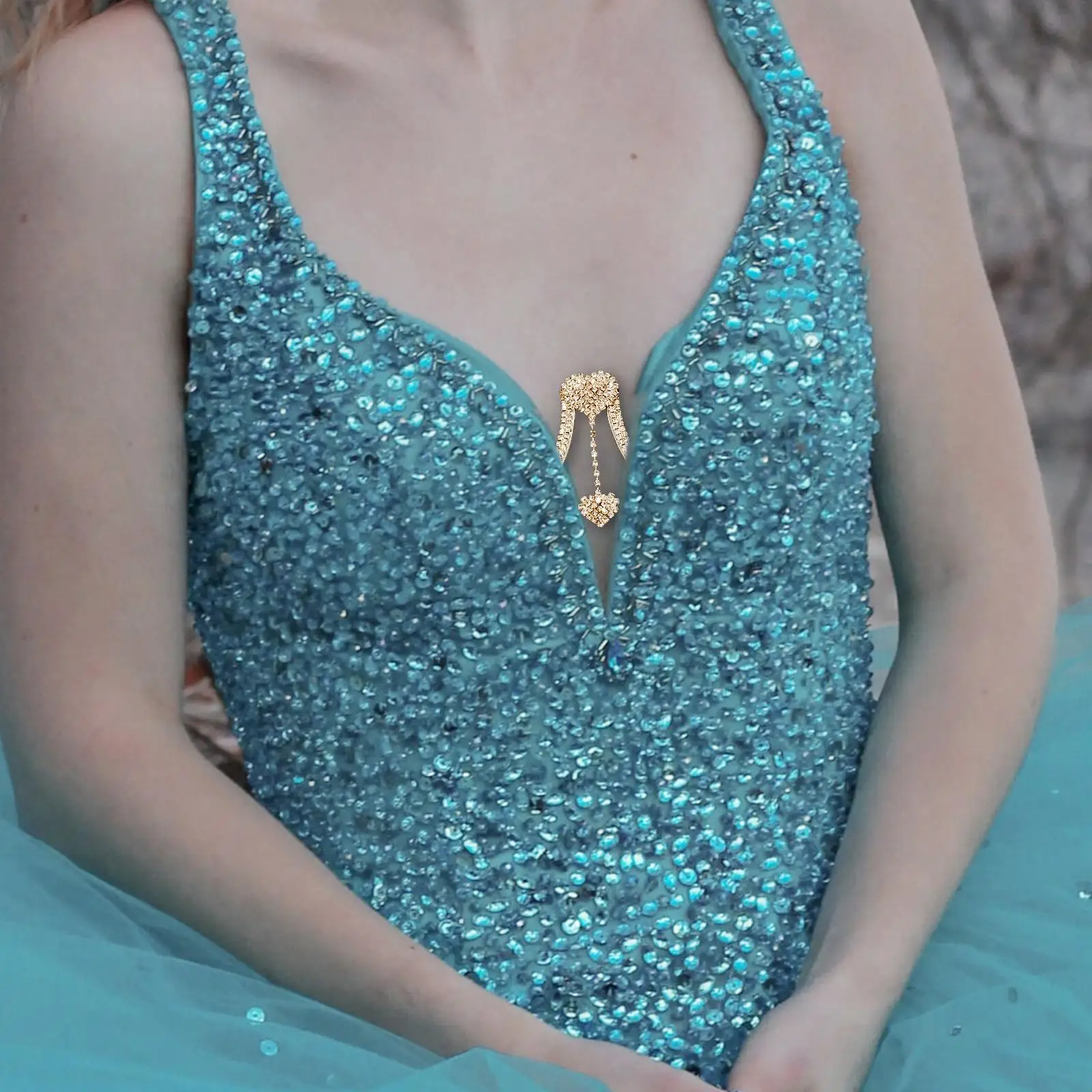 Rhinestone Chest Bracket Chain for Women Silver Body Chain Jewelry Heart Pendant Necklace Party Bridal Accessory Gift
