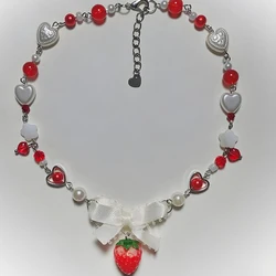 New Fashion Love Heart Strawberry wisiorek naszyjniki damskie słodki Temperament Design naszyjnik biżuteria na przyjęcie prezent