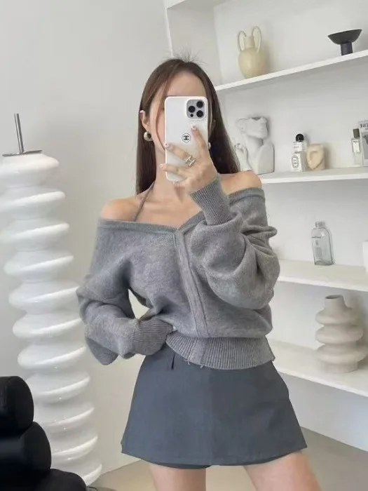 Chic V-Ne Knitwear Women's Faionable mat Design Hanging Ne Sweater Korean Sle Regular Fit Online Exclusive