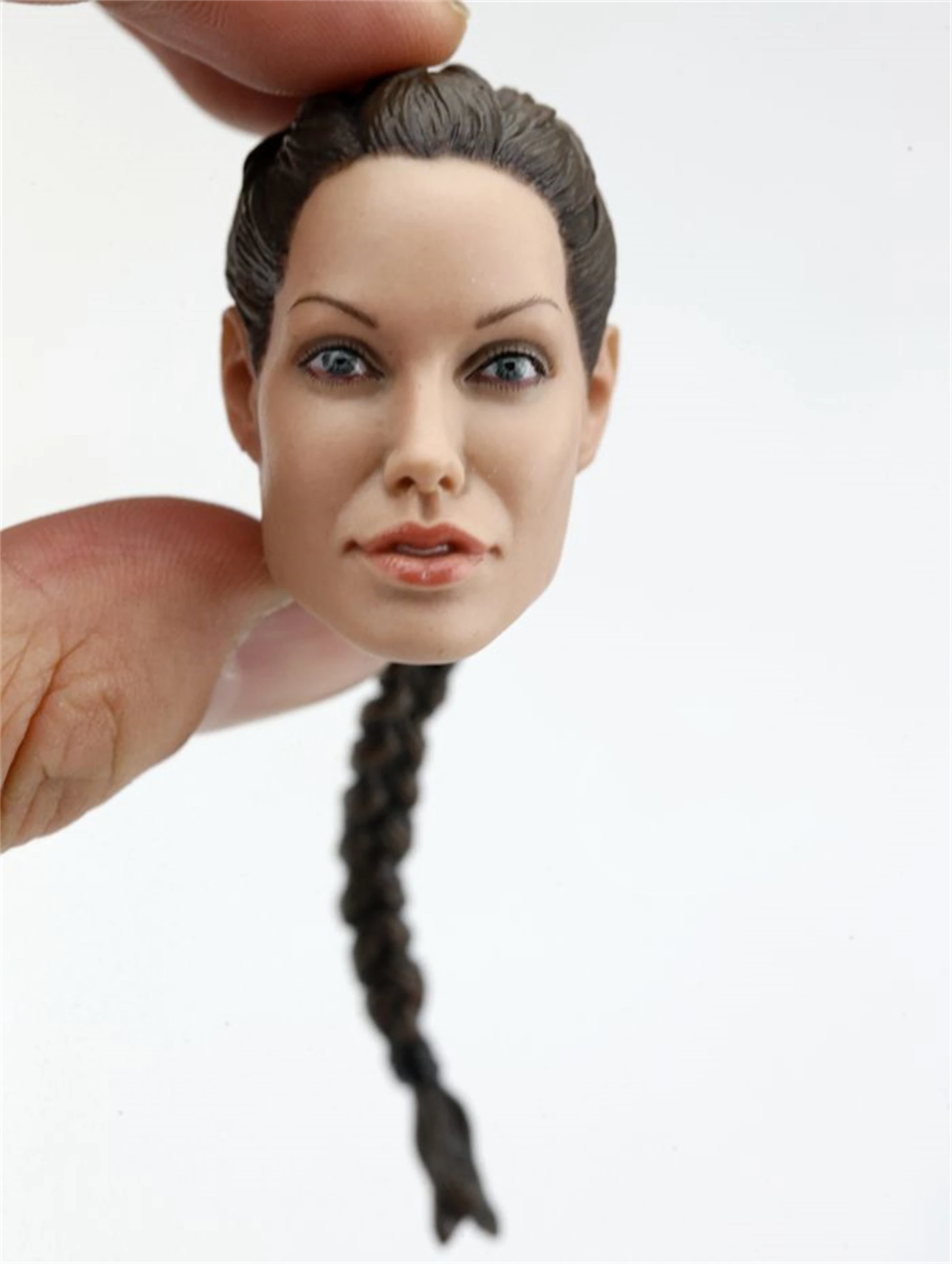 1/6 Scale Lara Croft Angelina Jolie Head Sculpt Long Braids Fit for 12'' TBLeague Phicen Action Figure