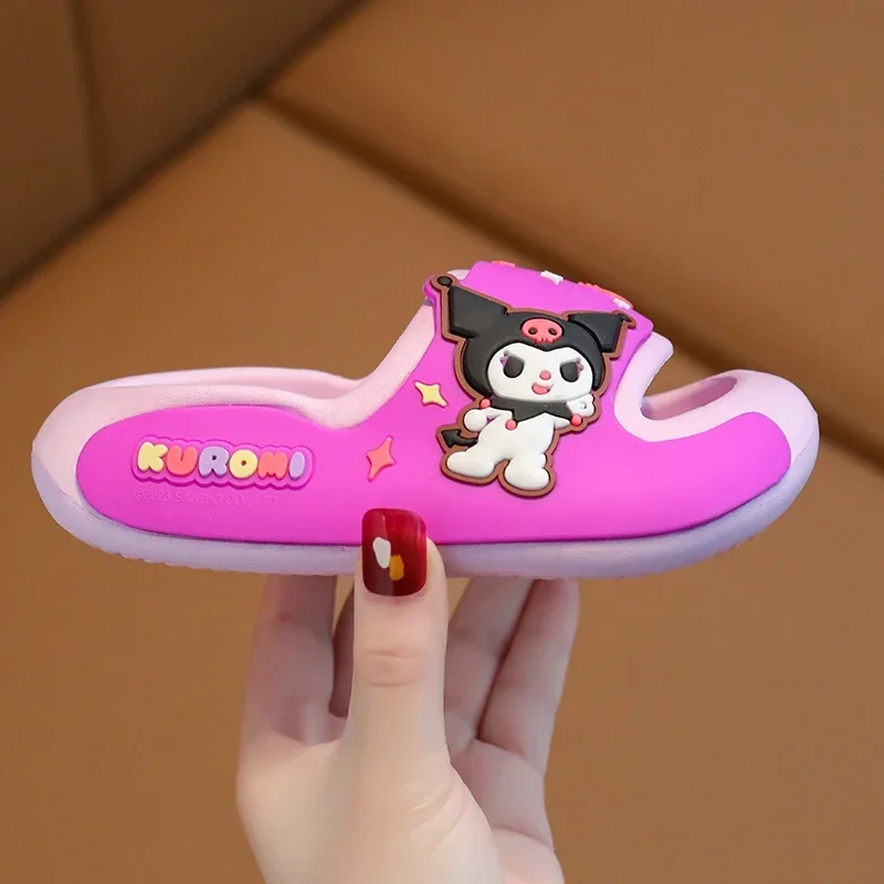 Sanrio Summer children Fahion Cartoon Anime pantofole ragazzi e ragazze antiscivolo con suola spessa scarpe da casa carine sandali da banco