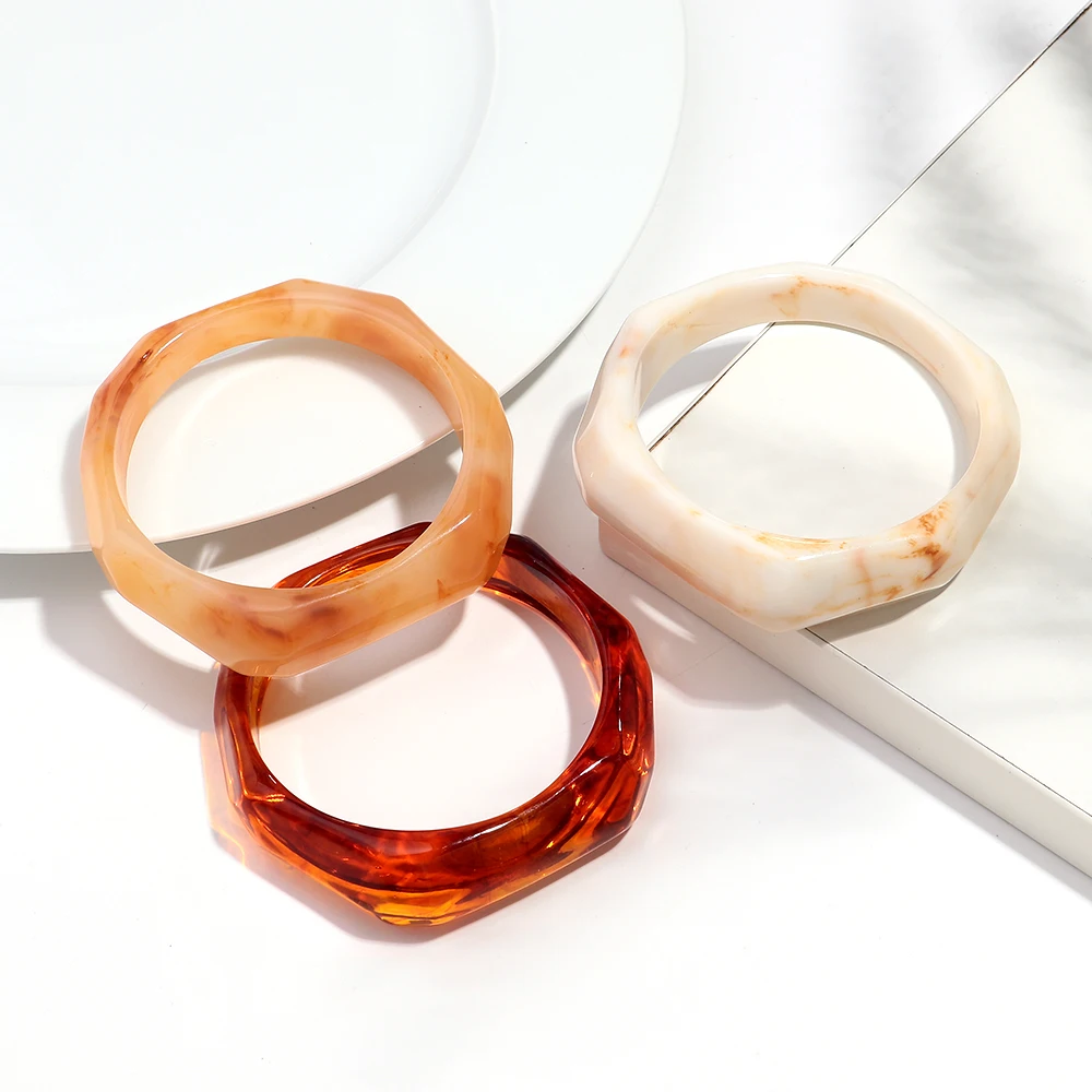 

Vintage Punk Resin Irregular Amber Bangle for Women Men Statement Acrylic Geometric Cuff Bracelets New Stackable Jewelry Gift