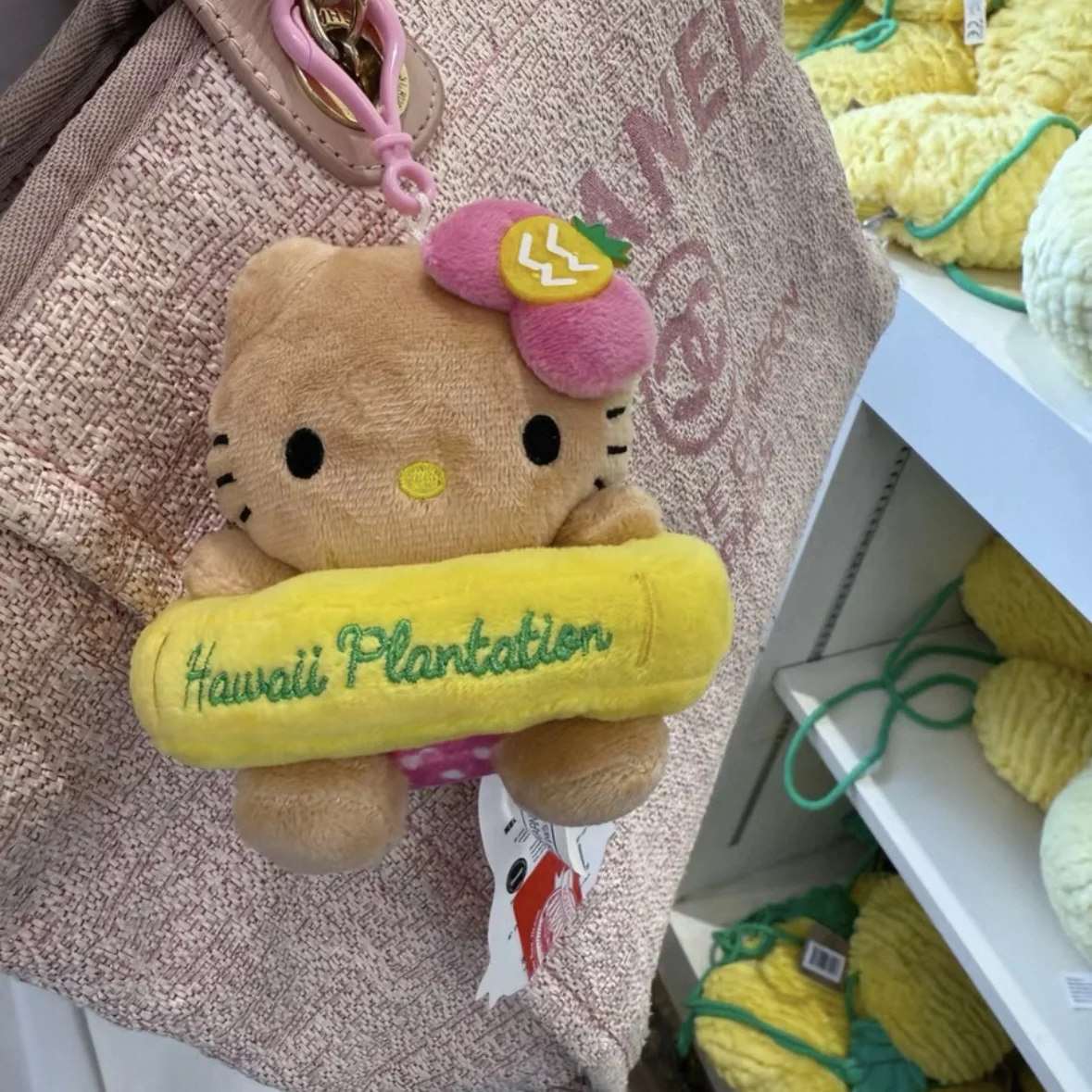 Nuovo MINISO Hello kitty Hawaiian Ananas Orchard Series Doll Ciondolo isola Pelle nera KT borsa dei cartoni animati fascino Giocattoli regalo della ragazza