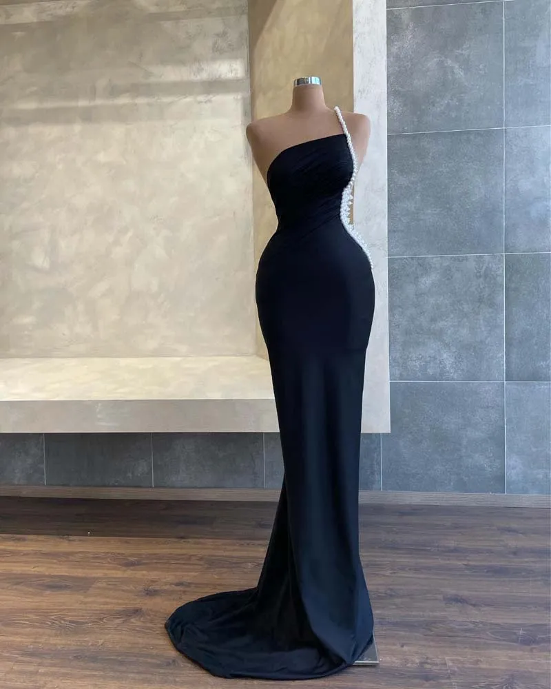 Vestido de fiesta de sirena negra sin tirantes, vestido de fiesta de un hombro con perlas y cuentas, vestido de noche elegante, Vestido largo de noche para mujer