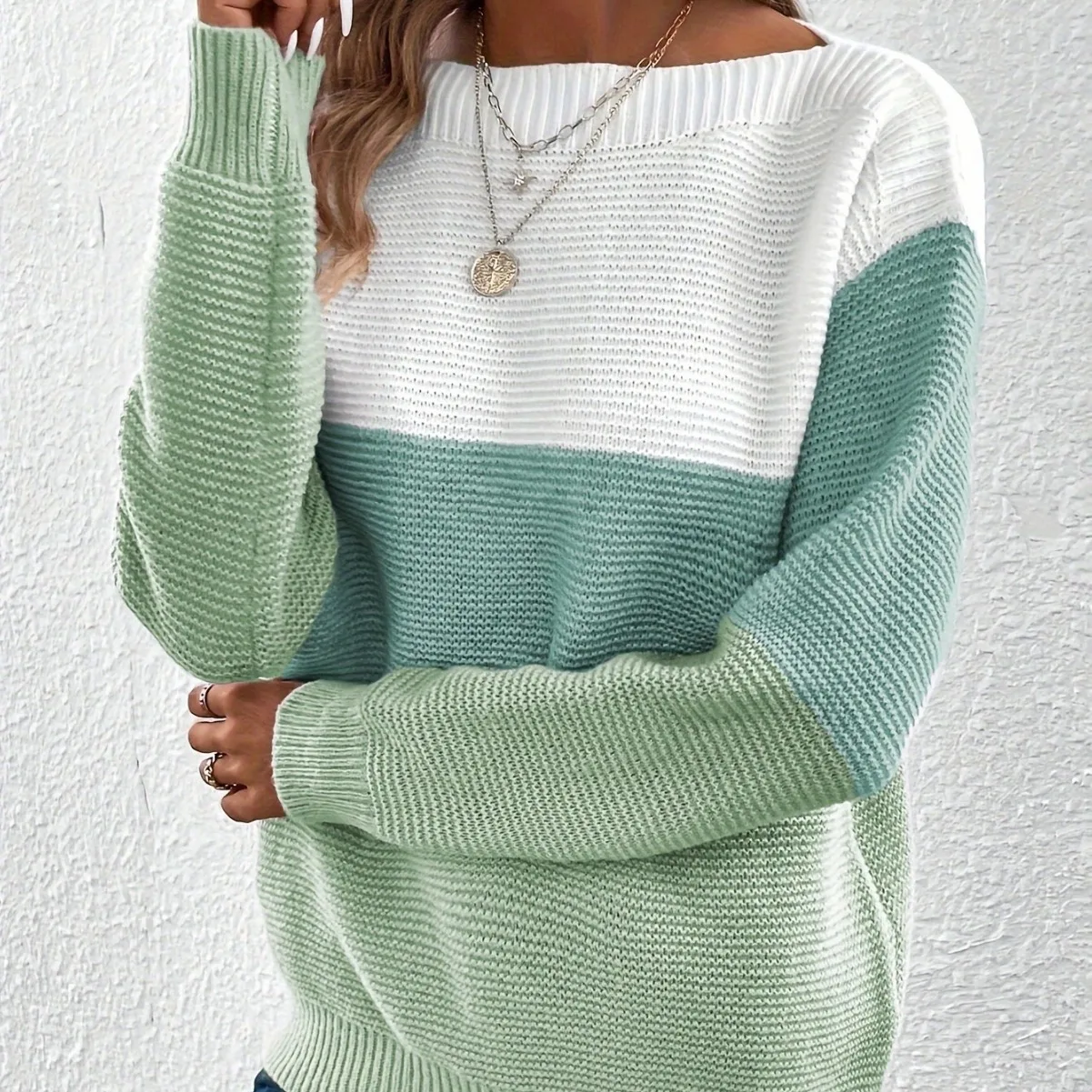 Elegant Three-color Patchwork Sweater Women Daily Commuter Casual Loose Jumpers Female Autumn Winter Knitted Thickened Warm Tops