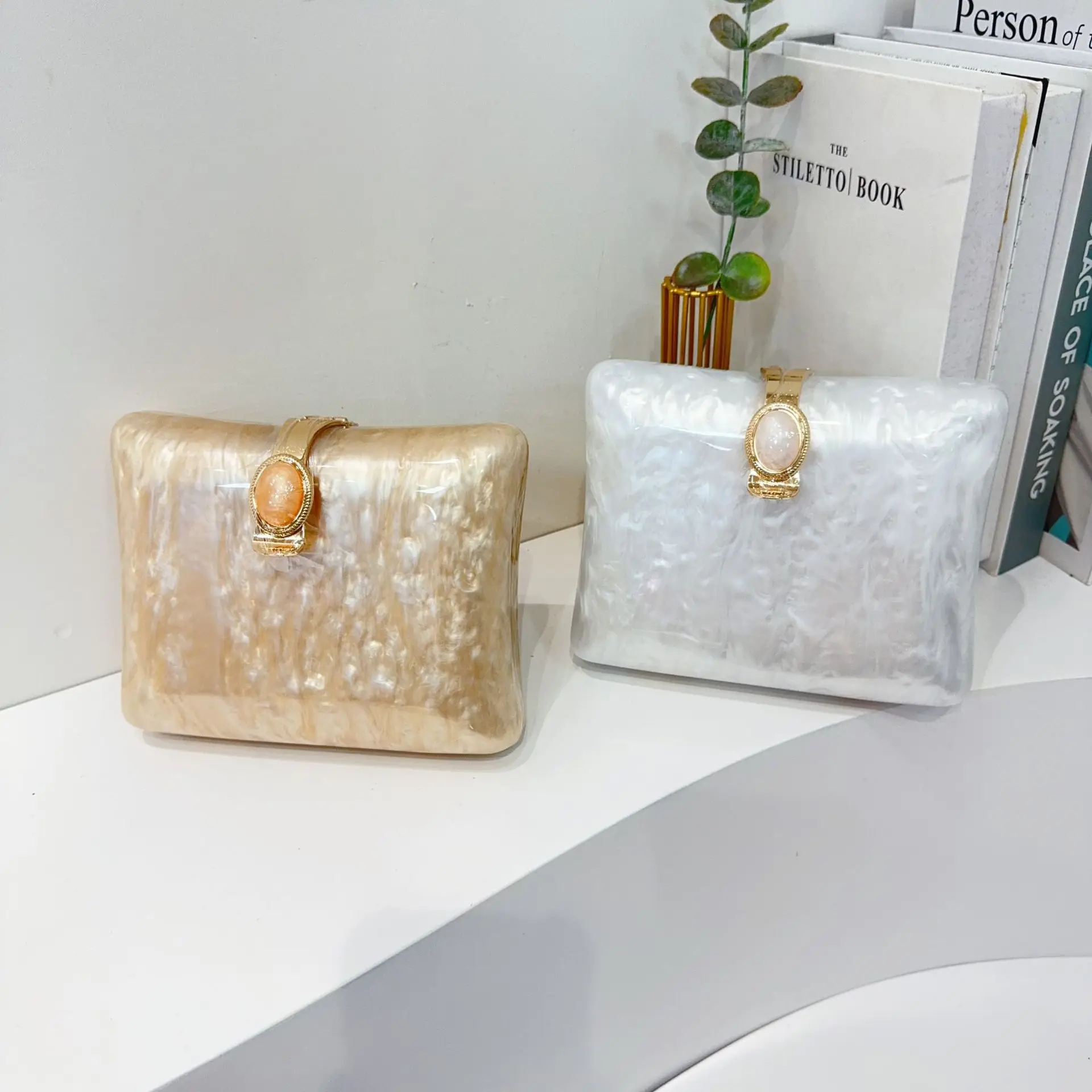 

Women's new pressure-packed acrylic dinner bag single shoulder oblique span wedding banquet clutch bag chain bag