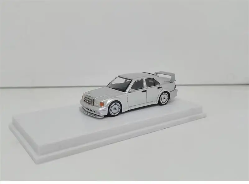 Poszukiwacz 1:64 190E W201 2.5-16 Evo ograniczony 999 samochód Model odlewu