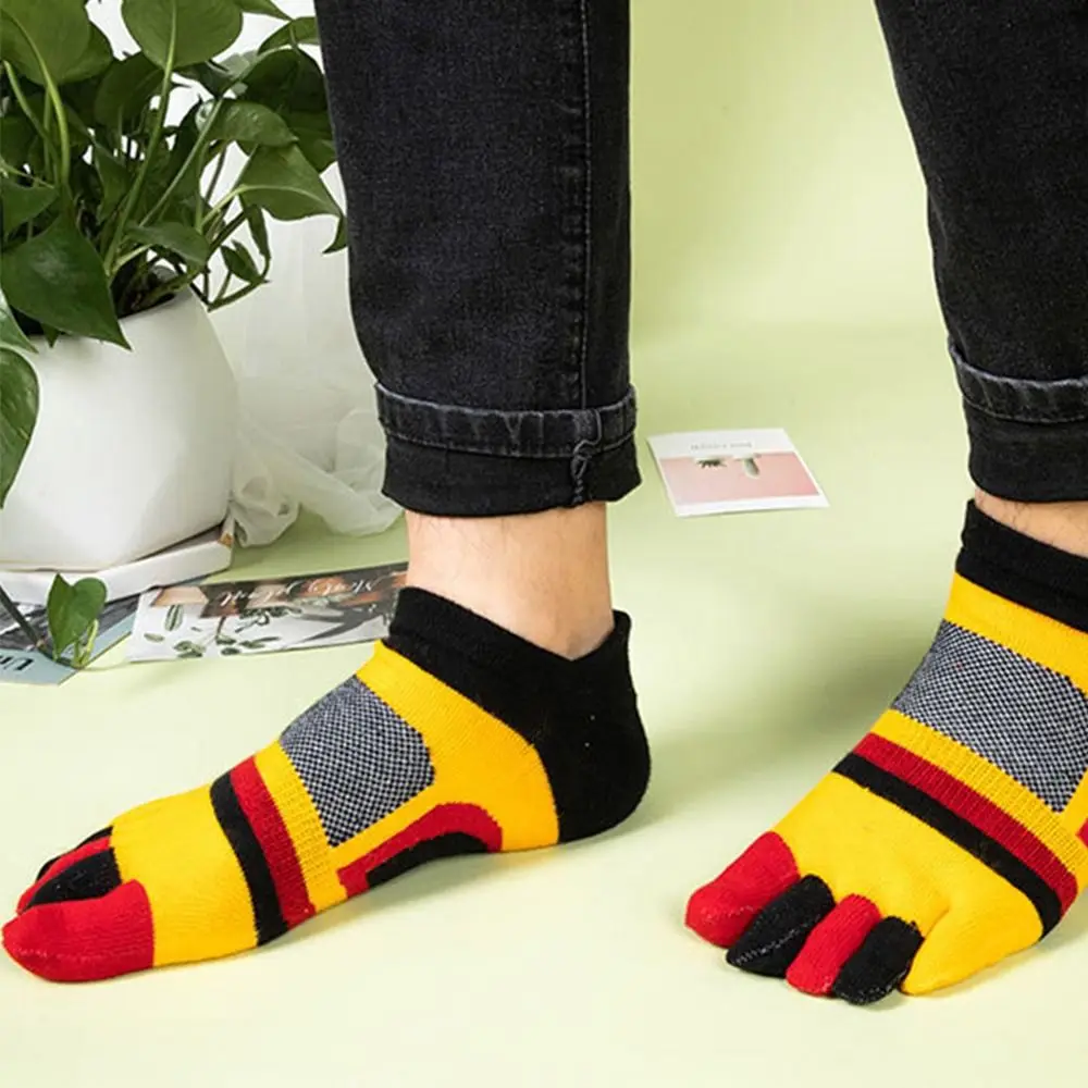 Wear Resistant Anti-Bacterial Webbing Cotton Bright Color Breathable Short Tube Socks Striped Five Finger Socks Men's Socks