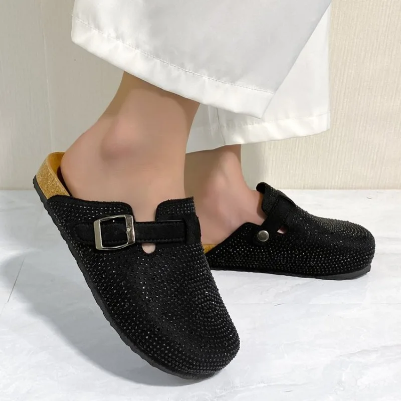 Zapatillas de exterior con diamantes de imitación brillantes, zapatos de mujer, sandalias de plataforma de lujo de tendencia de verano 2025, zuecos de corcho con hebilla negra, mulas de lujo