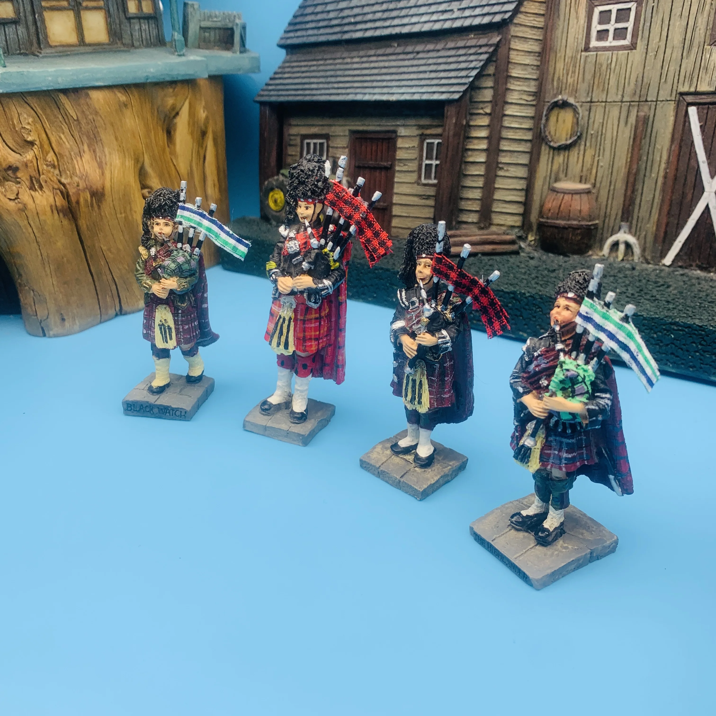 UK England Scottish bagpiper Miniature Statues Mini Figures Sand Table DIY Decoration Articles Handicraft Gifts Desk Sculpture