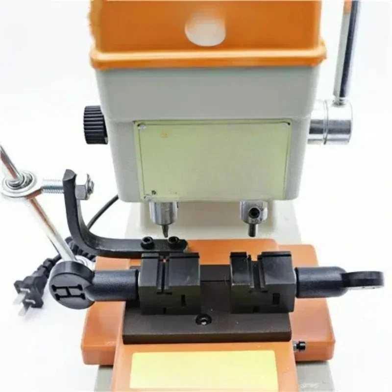 368A Multifunctional Hand Key Duplicating Machine Portable Manual Key Cutting Machine Locksmith Tool