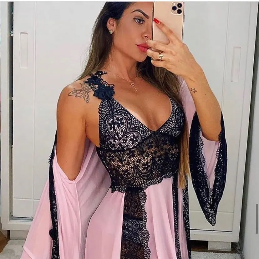 

New women's lace splicing sexy pajamas robe + suspender nightdress cross-border v-neck three-piece set cw26144