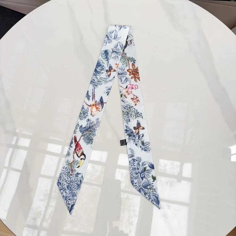 

Fashion Jungle Parrot Print Women Scarf Silk Material High-end Feel Silk Scarf Versatile Narrow Long Neck Scarves Headwear