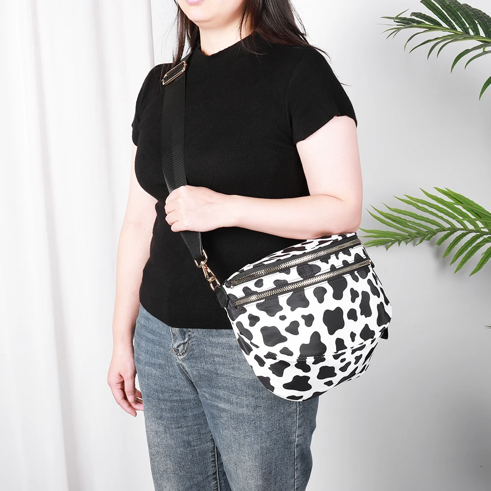 

Women Casual Fanny Pack Large Capacity Fashion Crossbody Bag Adjustable Strap Simple Shoulder Bag Female Daily Bag