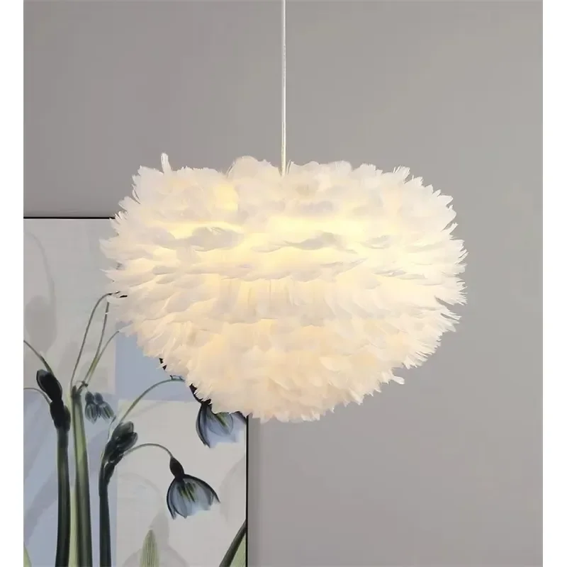 Romantic Feather Lamp E27 LED Bulb Chandelier Creative Pink White Feather Lamp Shade Wedding Home Bedroom Decoration