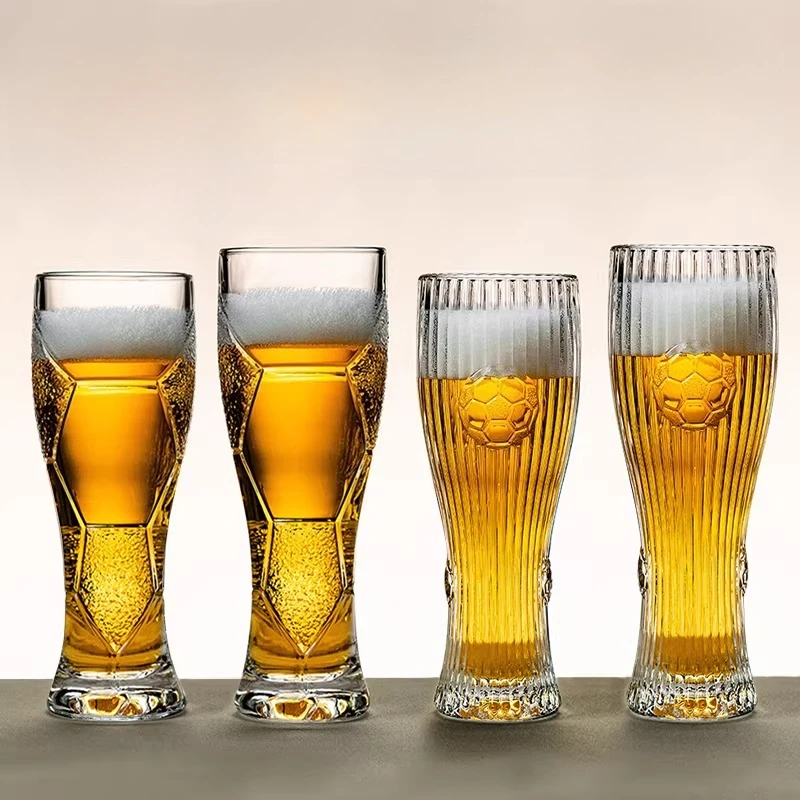 Lead-Free Thickened Football Beer Glasses, 300ml/450ml Soccer Pint Cups, 1/2 Pcs Clear Tumblers for Bar Party, Sports Fan Gift