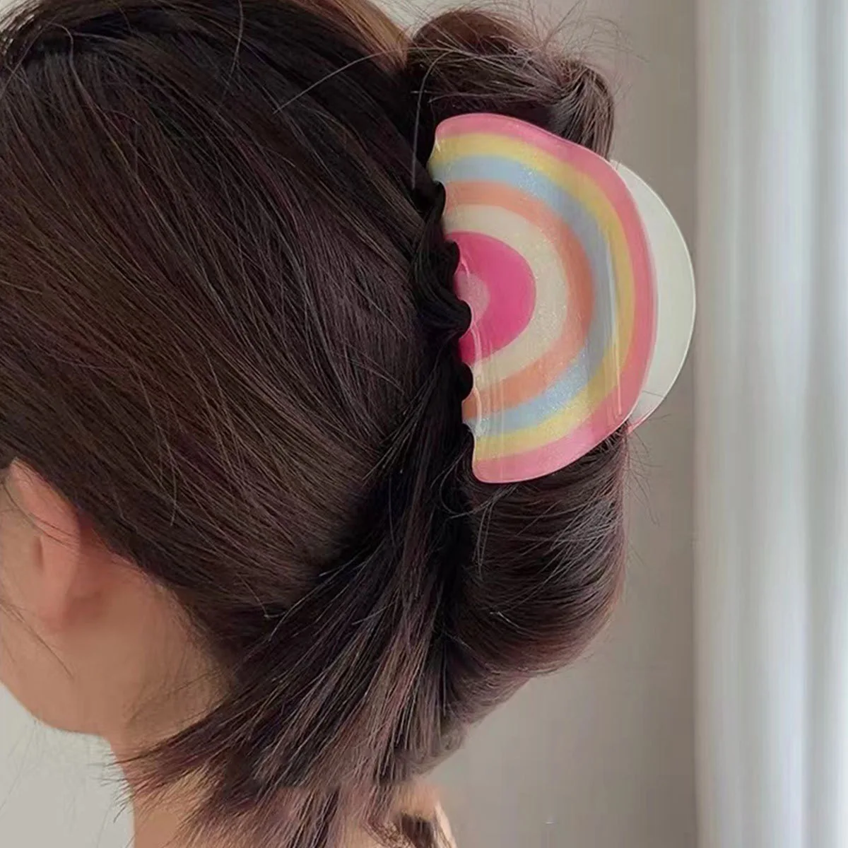 A new Japanese and Korean ins style custom acrylic dream rainbow grab clip summer back head hair large shark clip