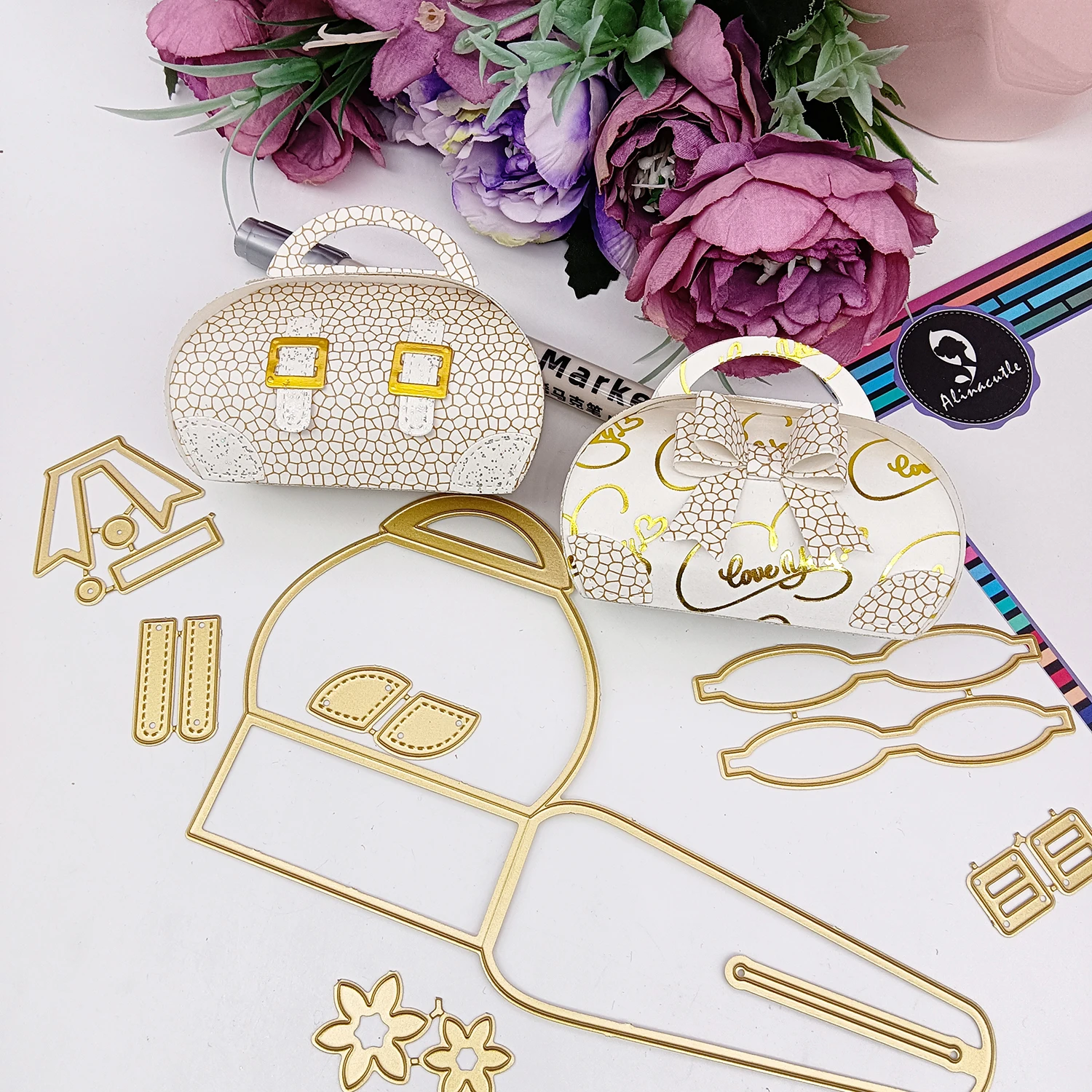 Süßigkeiten-Geschenkbox Metall-Stanzform Goldene Stanzformen für Geschenkverpackungen Handgemachtes Papierhandwerk DIY Geburtstag Festival Geschenkbehälter