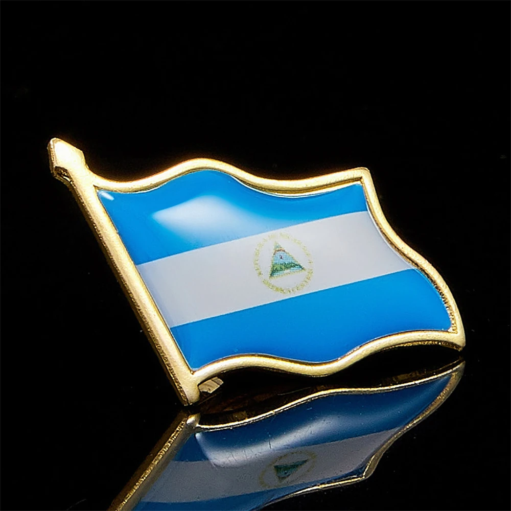 The Republic of Nicaragua Gold Plated Flag Lapel Pin Metal Badges for Backpacks Brooch Jewelry Collectible