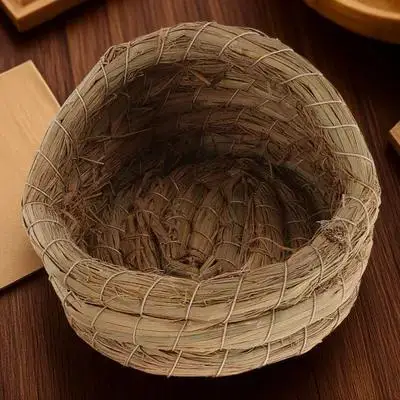 

1pcs Woven Chicken Nest Natural Straw Bird Nest For Pet Birds Handmade Coop Bed Small Animal Sleeping Hut Poultry Laying