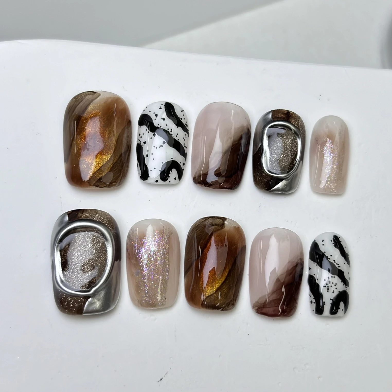 

10 шт. коротких квадратных накладных ногтей с зебровым принтом и эффектом кошачьего глаза, разноцветные, ручной работы, с полным покрытием, осенняя коллекция
