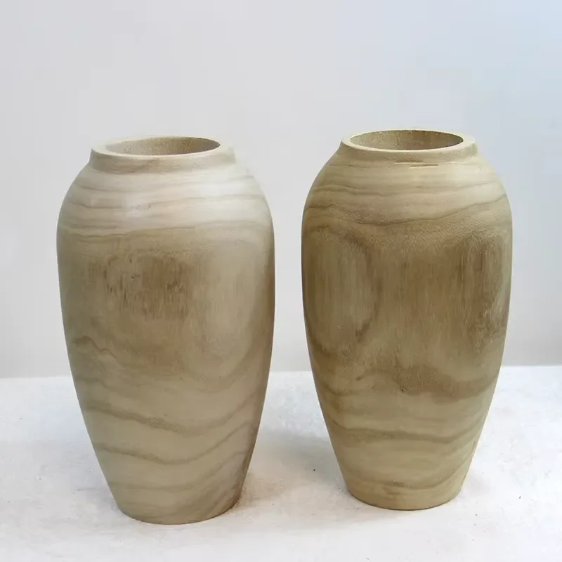 vase-japonais-en-bois-massif-de-paulownia-fait-main-design-moderne-et-epure-pour-bureau-table-basse-decoration-interieure-paques-mariage