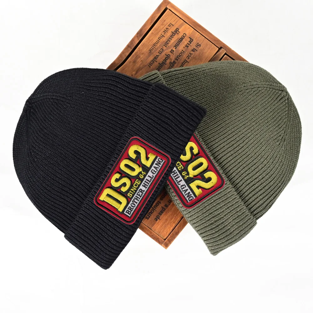 Chapéus pretos da moda de inverno para homens e mulheres, chapéus de malha macios e quentes, gorro bordado unissex para homens, esportes de neve ao ar livre, bonés com punho