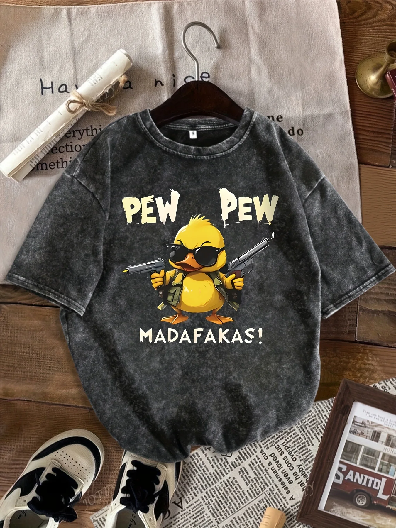 Fashionable Retro Stir Fried Snowflake Washed Double Gun Yellow Duck Print, Summer Fashionable Retro Print Men's  T-shirt