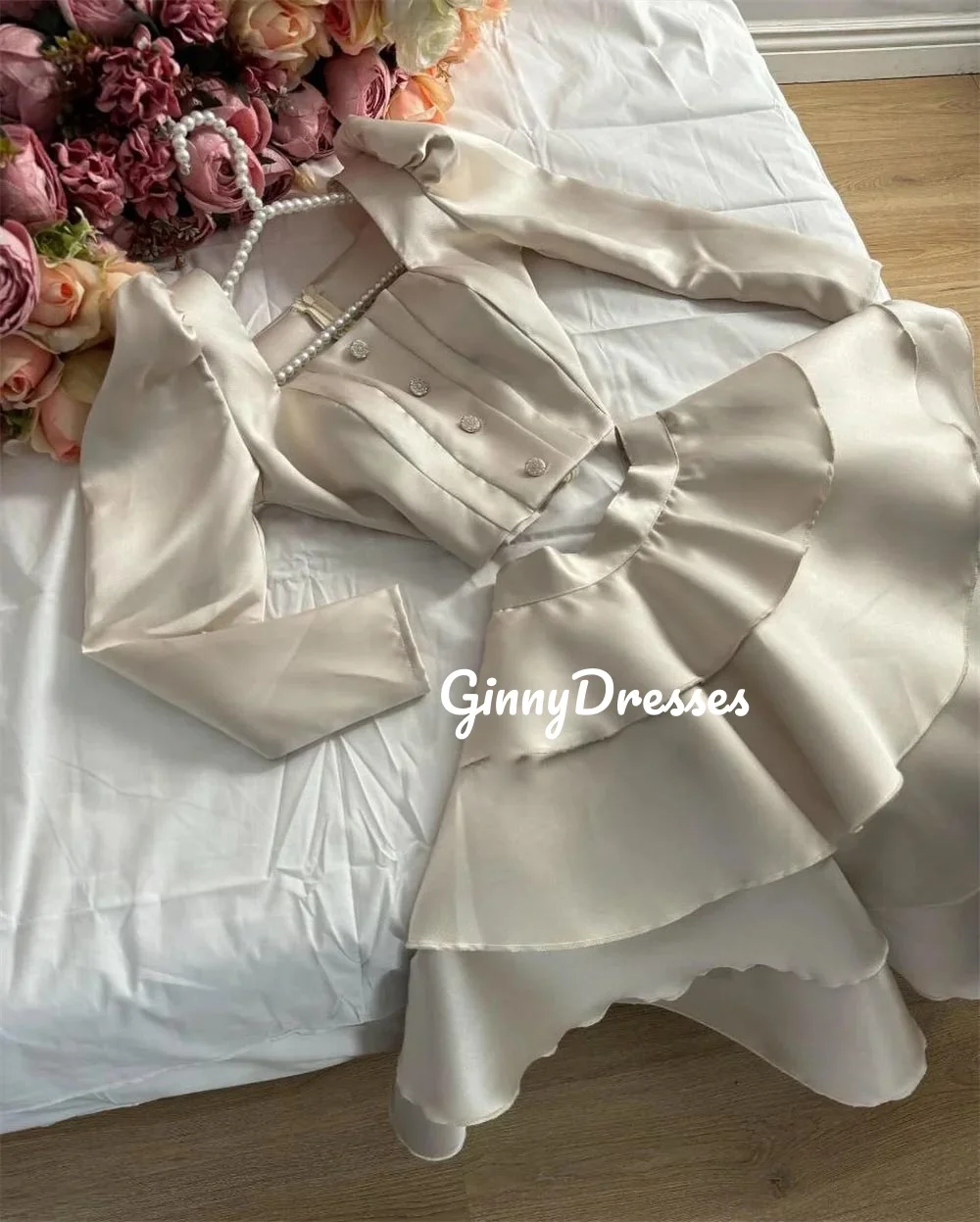 Vestido corto personalizado con escote cuadrado para mujer, elegante vestido de lujo con volantes y cremallera, vestidos de graduación con forro de manga larga para cóctel Dr