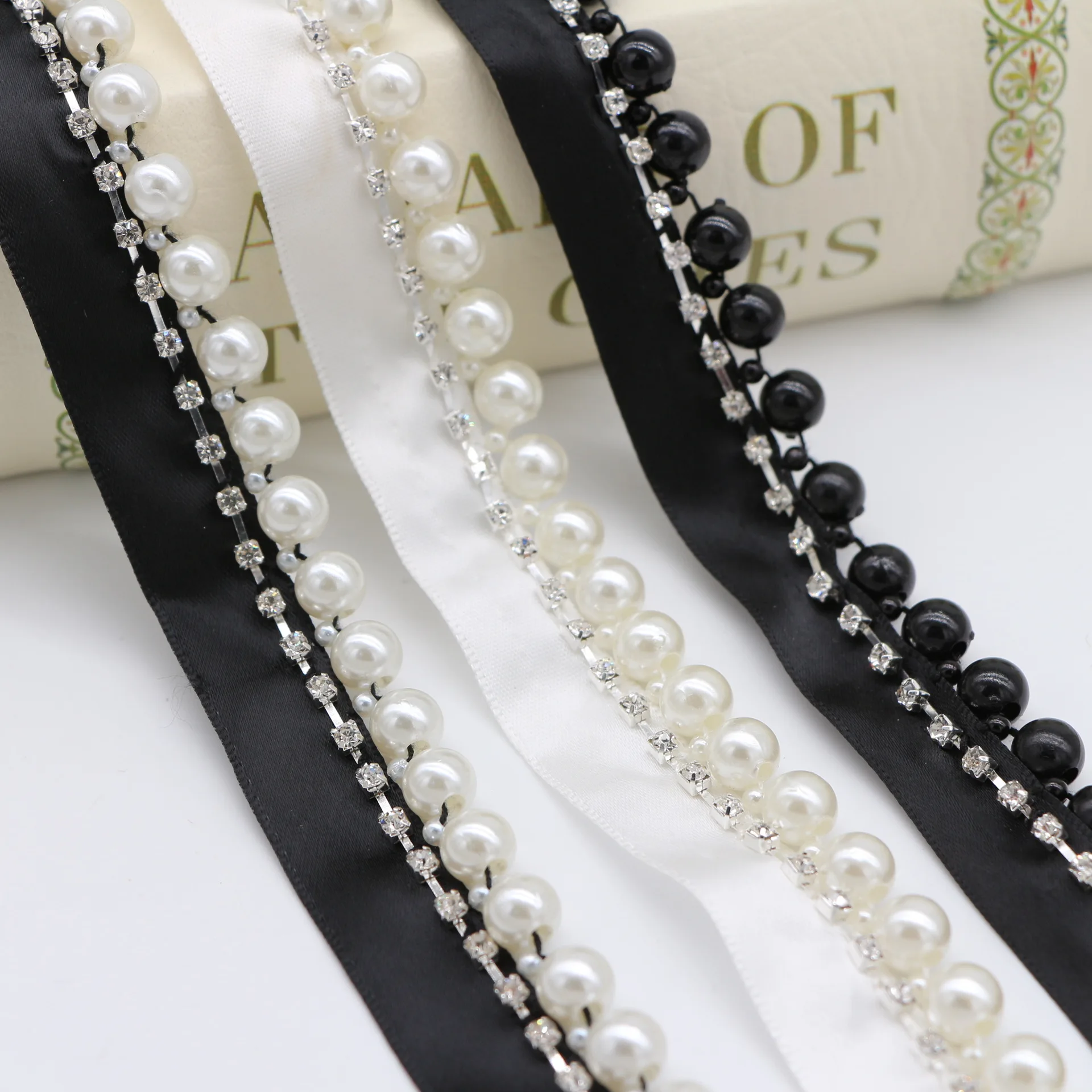 Handmade Black and White Pearl Inlaid Diamond Nail Bead Lace Trim Clothing Collar Bag Decoration DIY Accessories