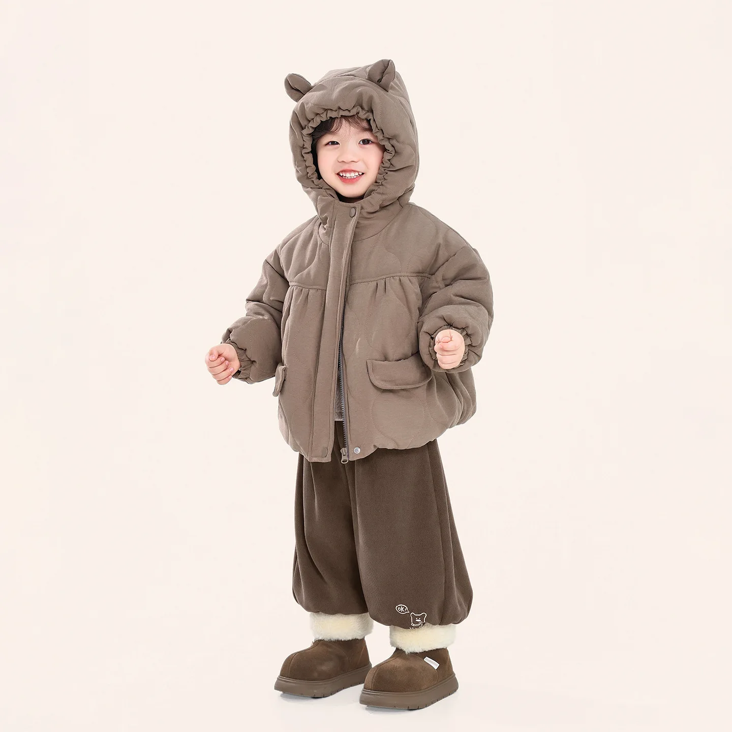 

Корейские детские парки для маленьких мальчиков с капюшоном и кроликом, утепленное хлопковое пальто для маленьких мальчиков, новая зимняя однотонная куртка для маленьких мальчиков