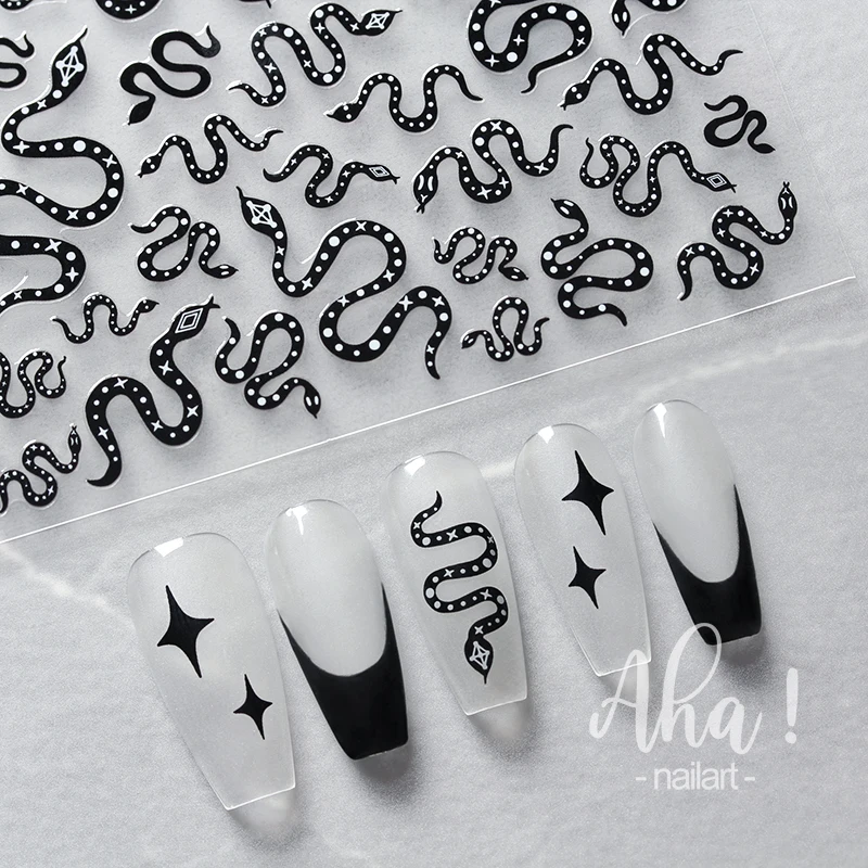 1Pcs 3D Snake Nail Stickers Self Adhesive Nail Slider Decals Black Whtie Snake Nail Decals Sticker Manicure Nail Art Decoration