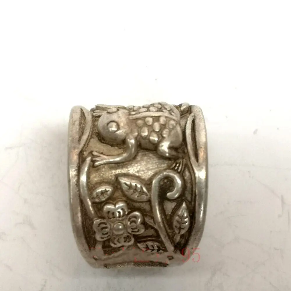 Superb Collection Old China Tibet Silver Handmade Lovely Frog Flower Ring Gift