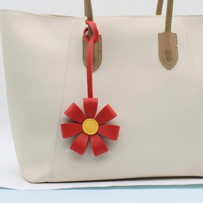 Cute Sunflower Daisy Bag Charm Keyring Flower Pendant Handbag Strap Decor Women Backpack Key Chain