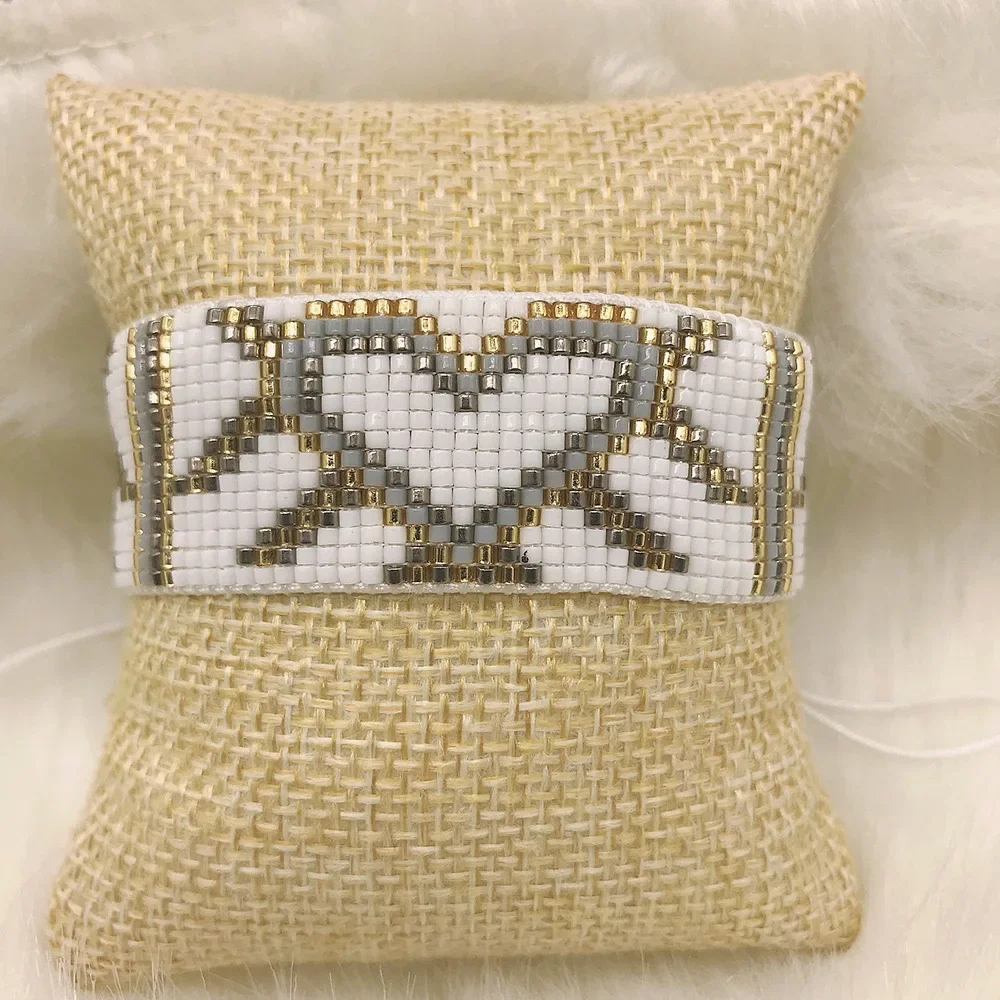 

Beaded bracelet Heart-shaped Design Originality Hand knitting Bohemia Adjustable Tide Simple Geometry Rice bead bracelet