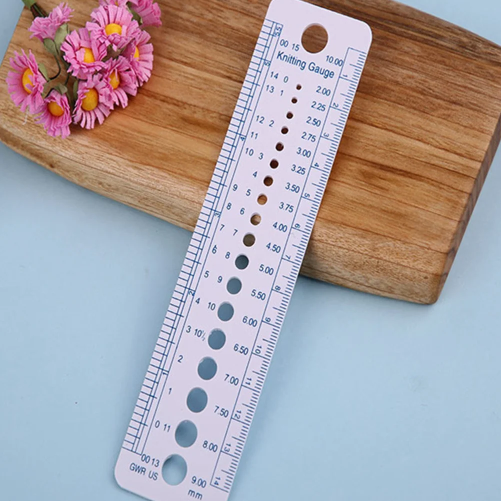 6 Pcs Sweater Ruler Wear-resistant Knitting Tool Small Needle Crochet Portable DIY Plastic Professional Gauge