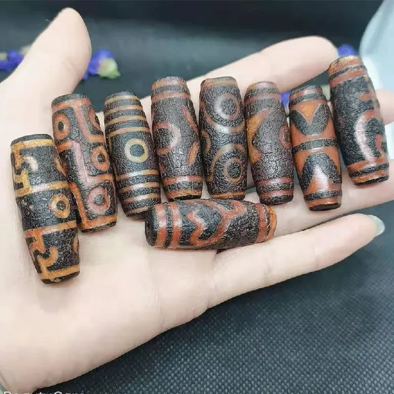 Tibetan Old Agate , , Fire Pattern Nine-Eye Pendant, Tiger Tooth Dzi Bead