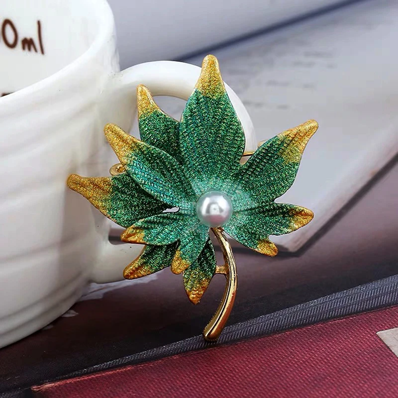 Crystal Maple Leaf Brooches Pin With Fake Pearl Women  Lapel Pin Girl  Decor