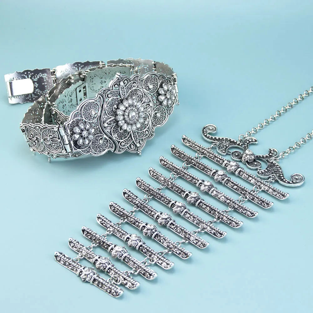 الرجعية الوسطى الآسيوية القوقازية النساء طقم مجوهرات حزام معدني الصدر درع قلادة الإغاثة نمط حجر الراين الزفاف التقليدي #3