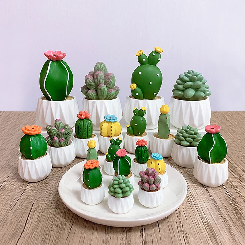 1/4Pcs Cute Love Mini Succulent Cactus Plant Decor PVC Crafts Decorations Cartoon Dolls Landscape Fairy Garden Ornament