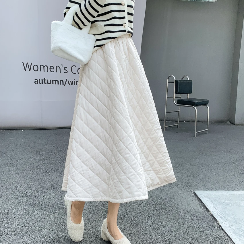 

2024 Spring New Down Padded A-line Skirt Women Black Solid Pockets Long Skirts Thickening Warm Bottoms Jupe Chic Female 8922