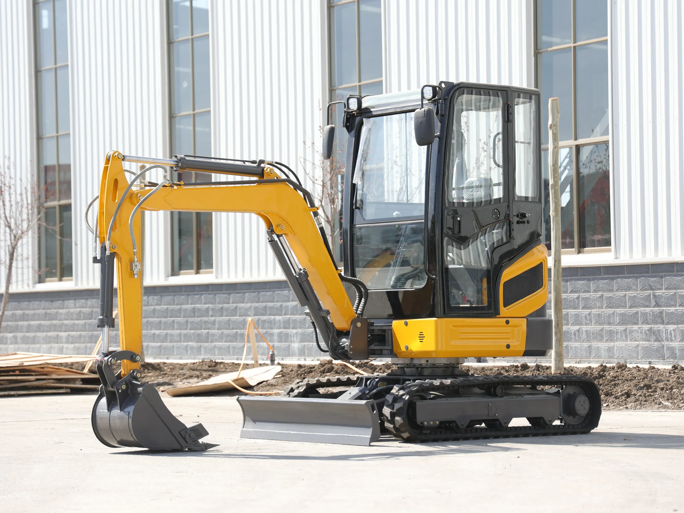 Mini Excavator 2.5 T EURO 5 Engine China Cheap 2 Ton Crawler 1.8 T Home Digger 3 T Bagger Farm For Sale Customized Free Shipping