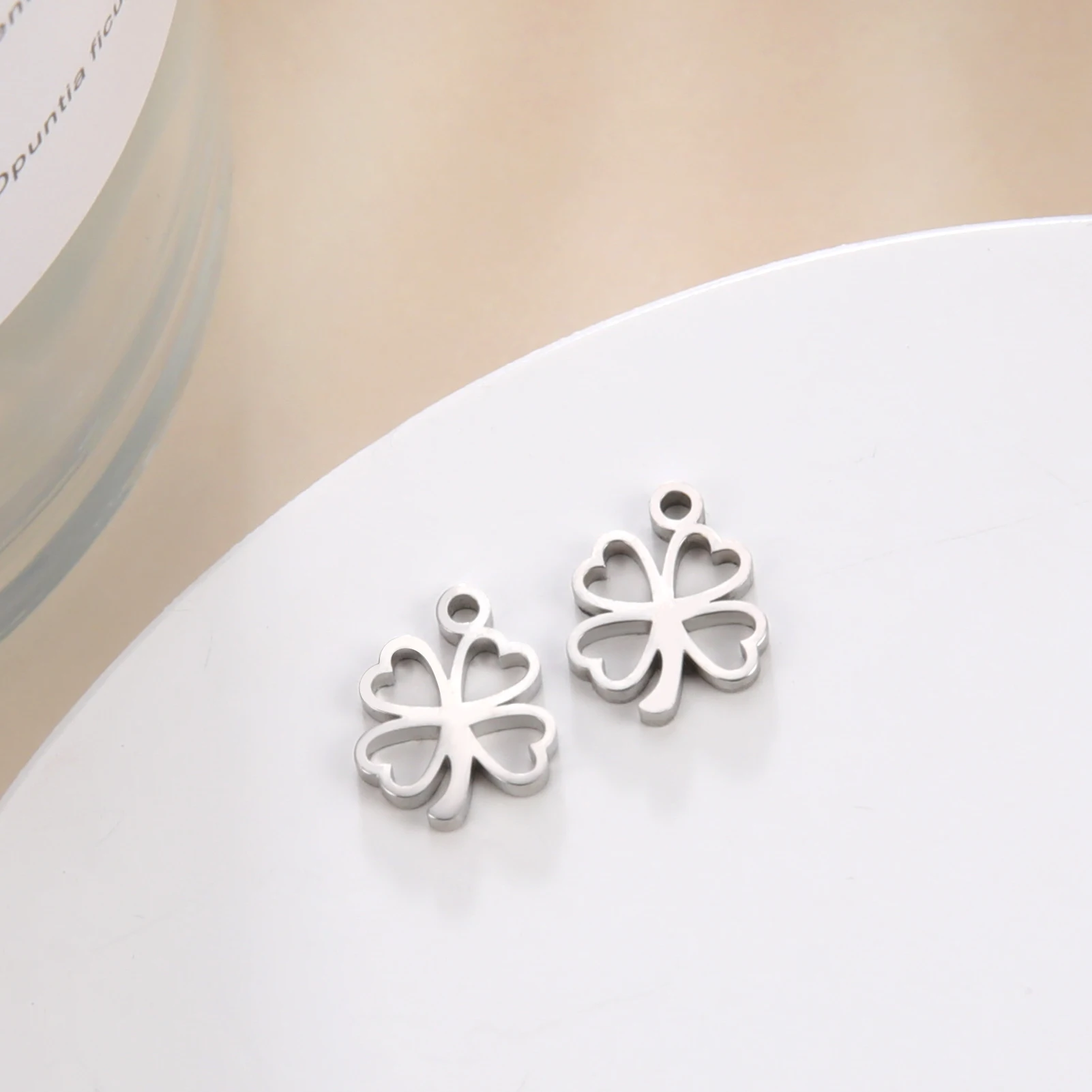 5pcs Mini Lucky Clover Charms for DIY Jewelry Making