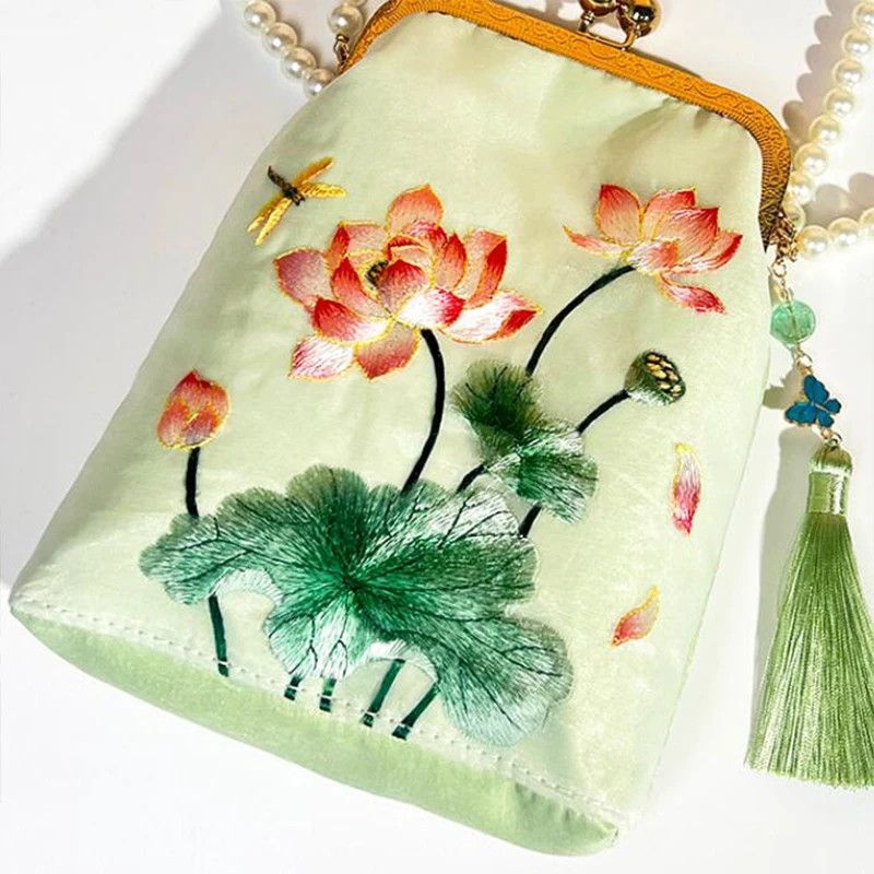 Torebka damska w stylu vintage z uchwytem górnym, klasyczna czekoladowo-brązowa torba crossbody z łańcuszkiem, frędzlami i ozdobnymi chwostami.