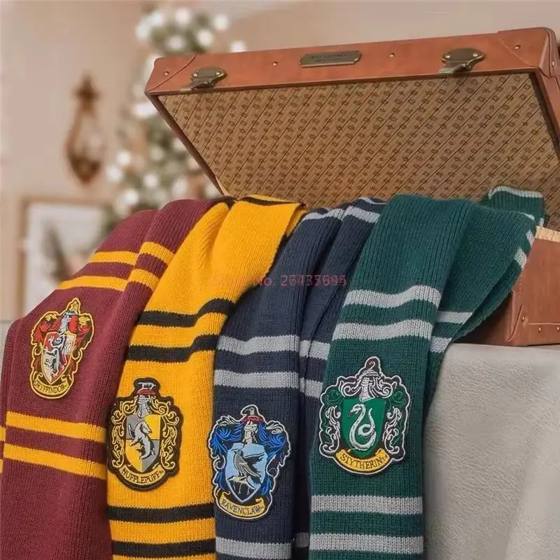 Hot Selling Anime Movie Merchandise Hali Bote For Children And Adults Gryffindor Long Thick Scarf For Friends Holiday Gifts