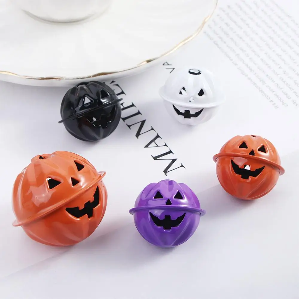 10 pcs Cute Pumpkin Head Shape Ghost Face Pendant Wind Chime Material Metal Bell  Gift Halloween Decor Pumpkin Bells